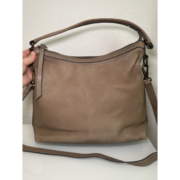 Frye CLAUDE HOBO Shoulder Bag Leather Light Brown 2 Strap Boho Western $398 NEW - Picture 5 of 16
